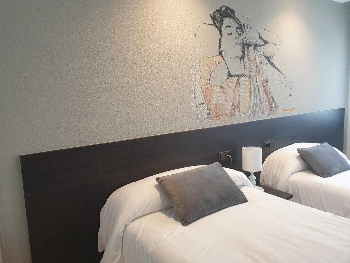 Hotel Arts - Gasteiz Centro Vitoria-Gasteiz Exteriör bild