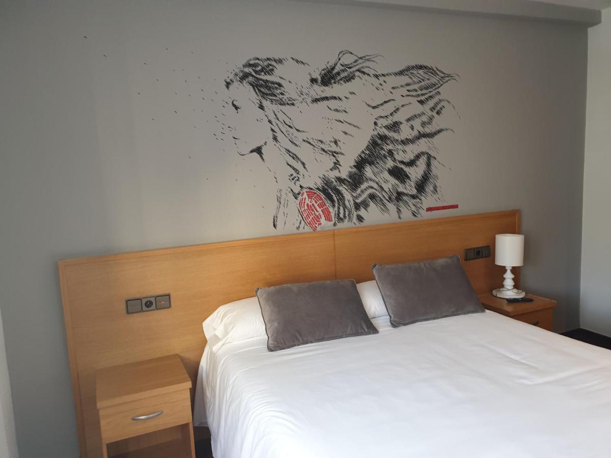 Hotel Arts - Gasteiz Centro Vitoria-Gasteiz Exteriör bild